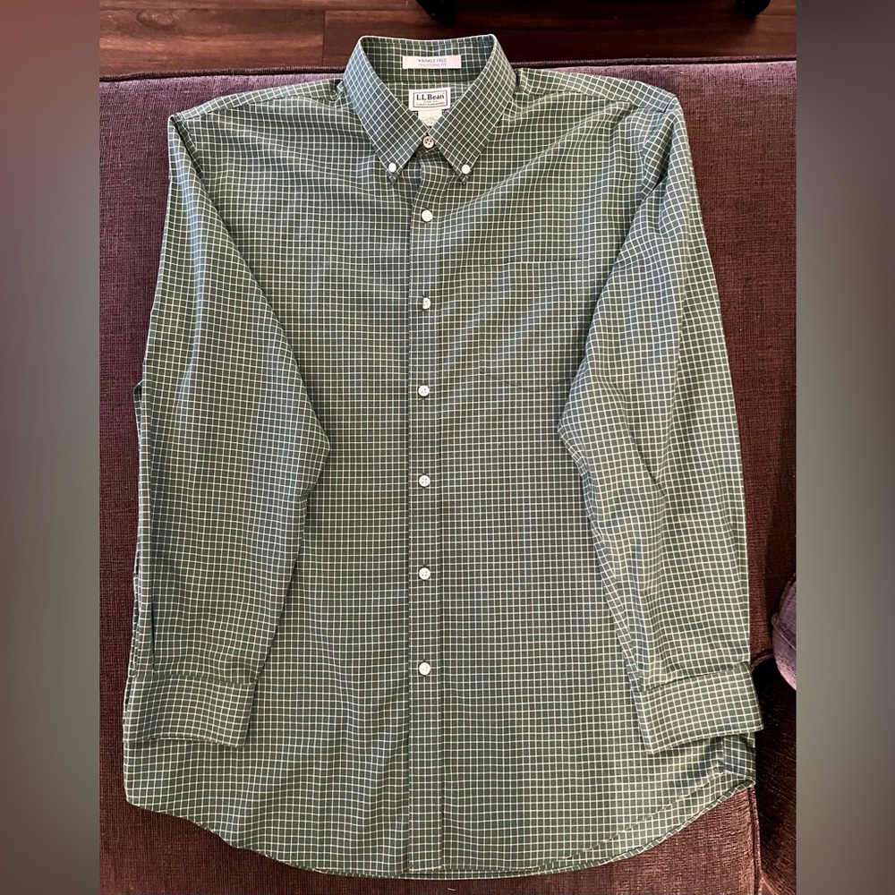 L.L. Bean Mens button down dress shirt